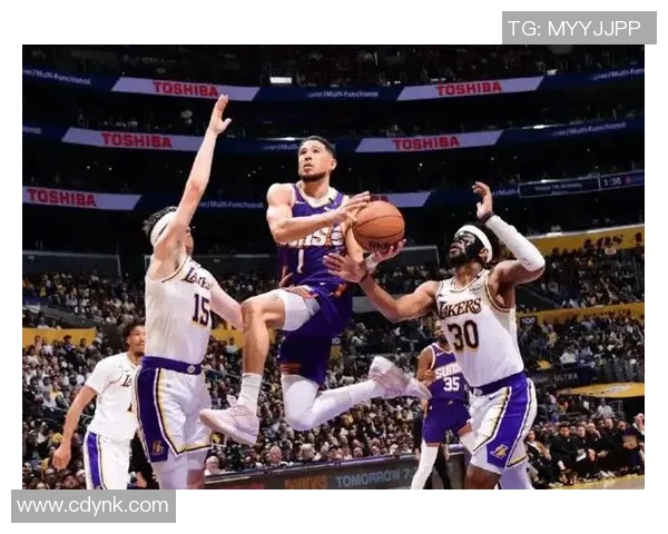 德文布克领衔太阳队新赛季展望与挑战分析 德文布克领衔太阳队新赛季展望与挑战分析