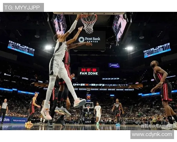 文班亚马场均20分10篮板3盖帽新秀表现超群前景光明