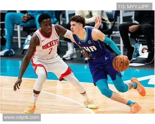 新秀与年轻球员的崛起与挑战：未来篮球的希望与机遇分析