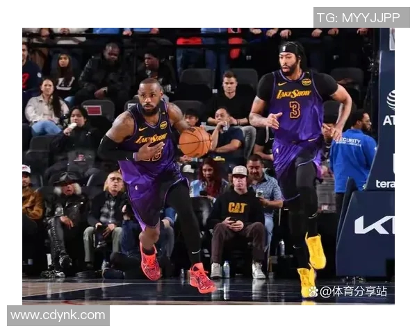 勒布朗詹姆斯领衔湖人对决掘金队的精彩较量与战术分析